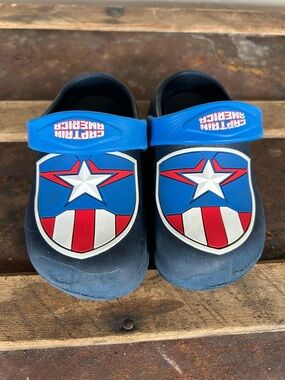 Boys Navy and Blue Captain America Clog Sandals
